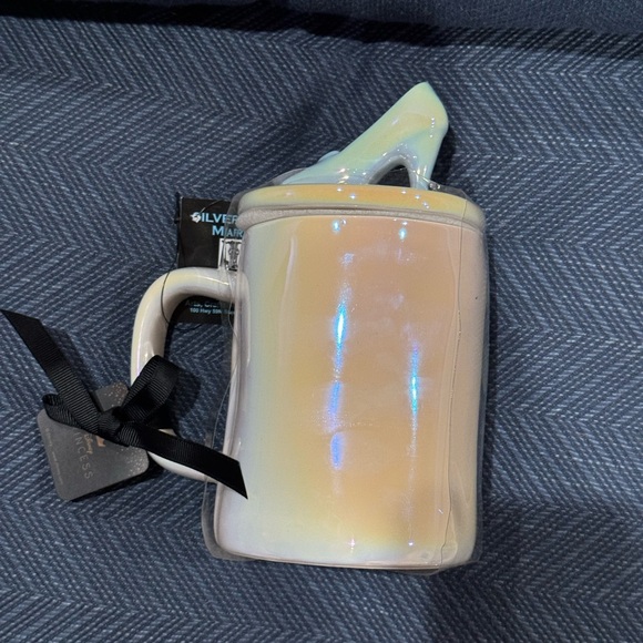 New With Tags Rae Dunn Disney Cinderella Mug Cup With Glass Slipper Top! - Picture 4 of 5